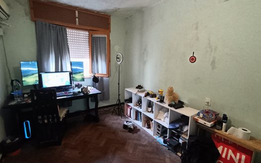 Próximo A La Rambla Casa En Planta Alta Apta Para Vivienda O Comercio/consultorios