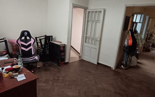 Próximo A La Rambla Casa En Planta Alta Apta Para Vivienda O Comercio/consultorios