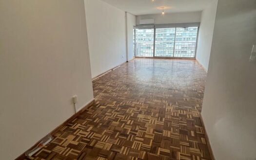 Venta Apartamento L.a De Herrera Y La Rambla , Excelente Ubicación 